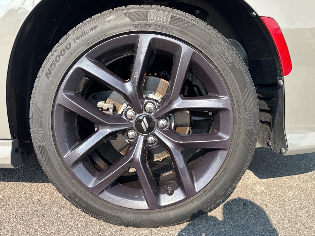 2019 Dodge Charger GT photo 12