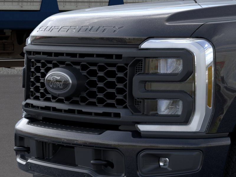 2026 Ford F-350 photo 14