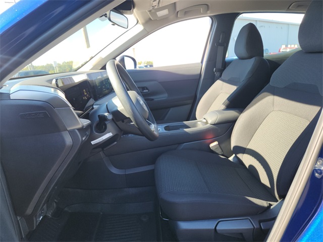 2026 Nissan Kicks S photo 4