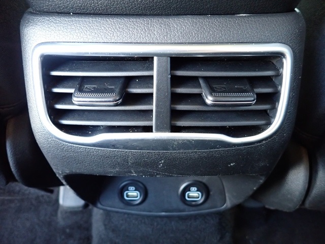 2022 Hyundai Santa Fe SEL photo 13