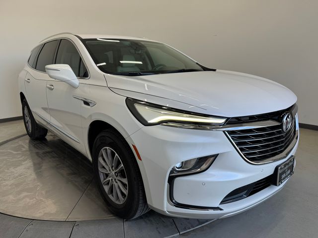 2024 Buick Enclave Essence's photo