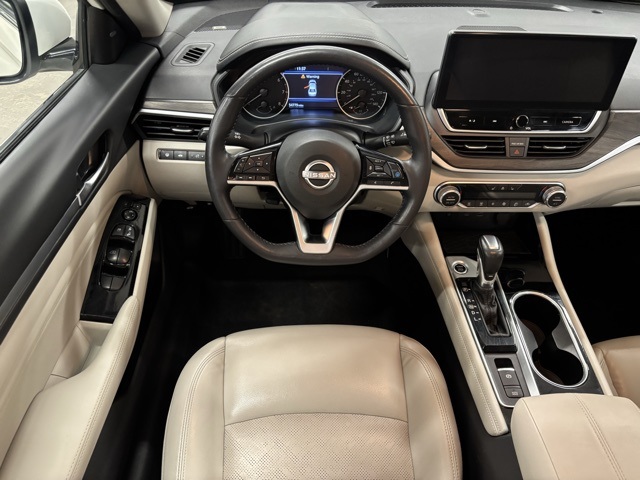 2023 Nissan Altima 2.5 SL photo 11