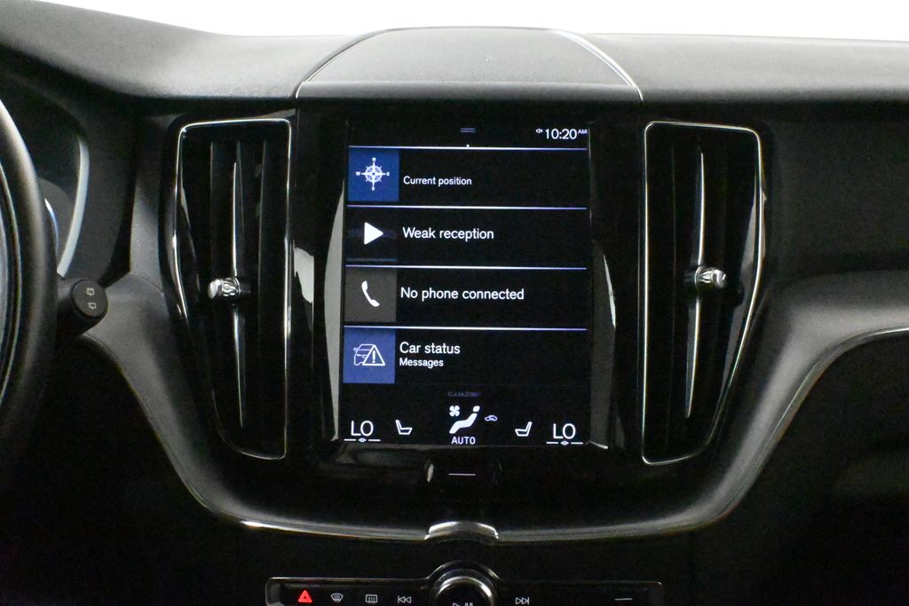 2018 Volvo XC60 T5 Momentum photo 21