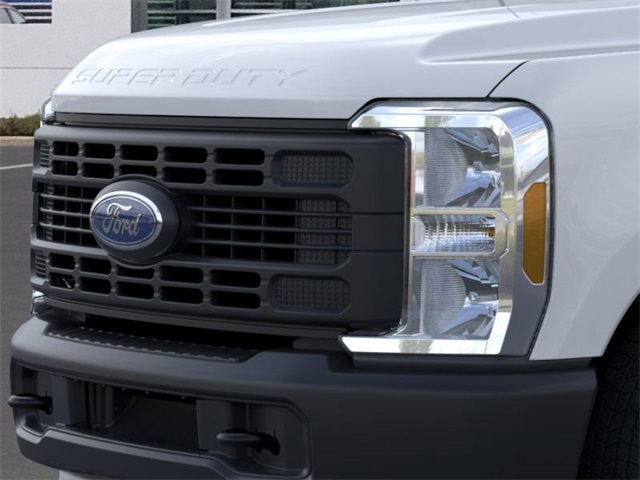 2023 Ford F-250 photo 16