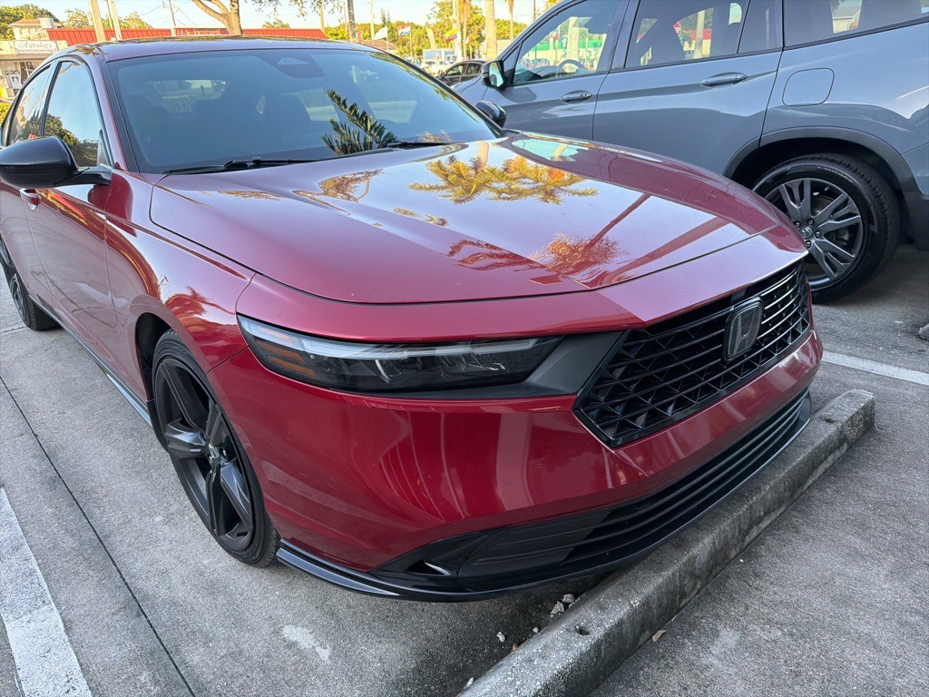 2023 Honda Accord Hybrid Sport-L photo 3