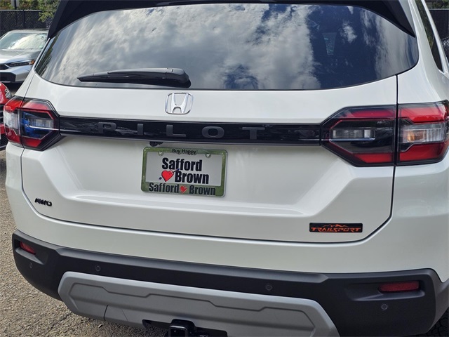 2025 Honda Pilot TrailSport photo 6