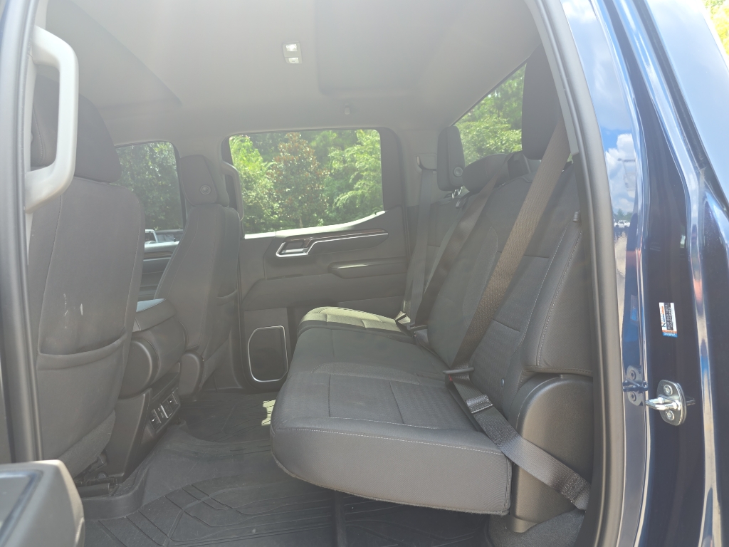 2022 Chevrolet Silverado 1500 LT photo 17