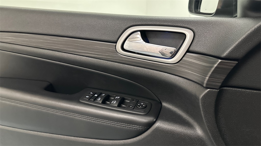 2022 Jeep Cherokee Laredo X photo 16
