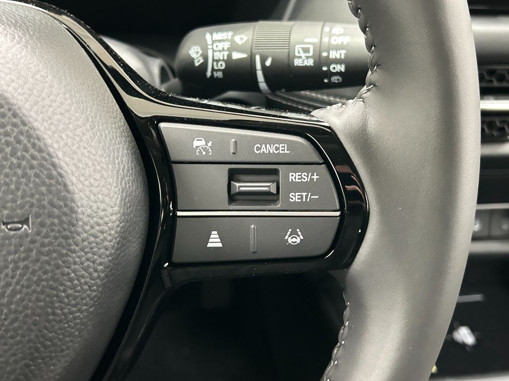 2025 Honda HR-V EX-L photo 13