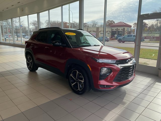 2021 Chevrolet Trailblazer RS photo 2