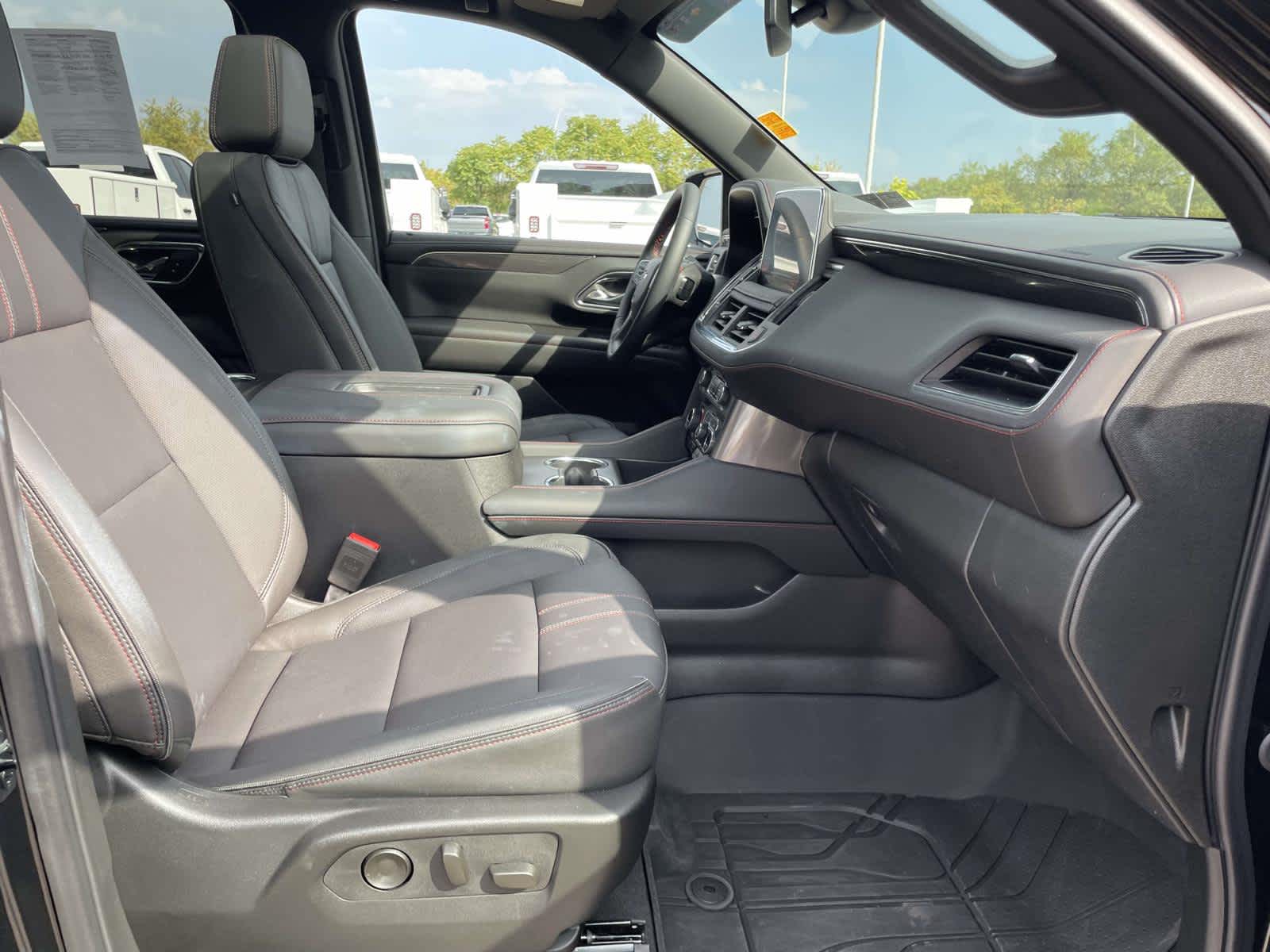 2024 Chevrolet Tahoe RST photo 17
