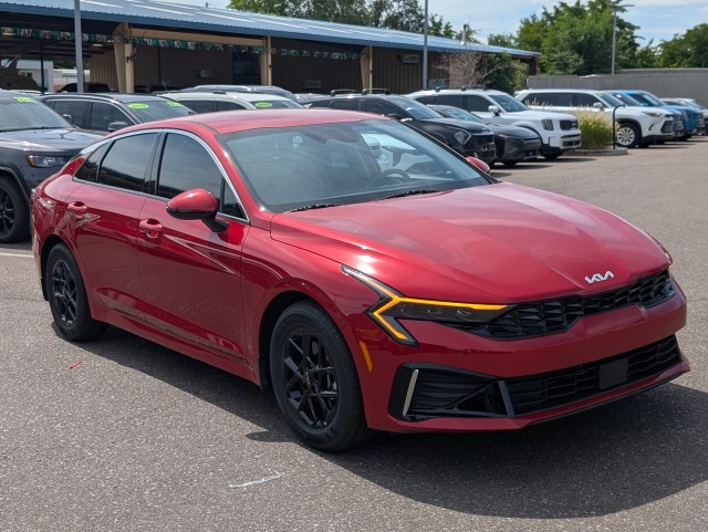 Used 2025 Runway Red Kia LXS image 1