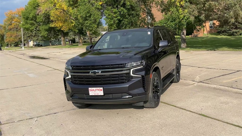 2022 Chevrolet Tahoe RST photo 2