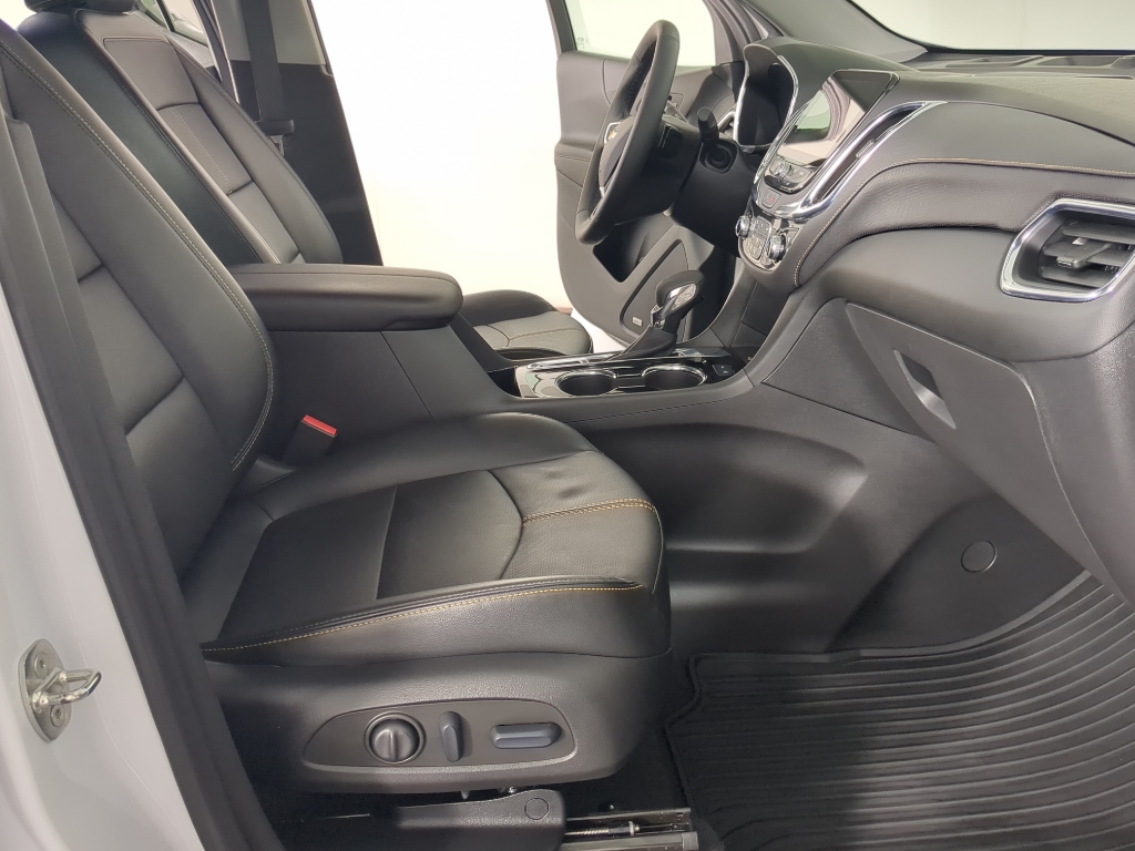 2023 Chevrolet Equinox Premier photo 13