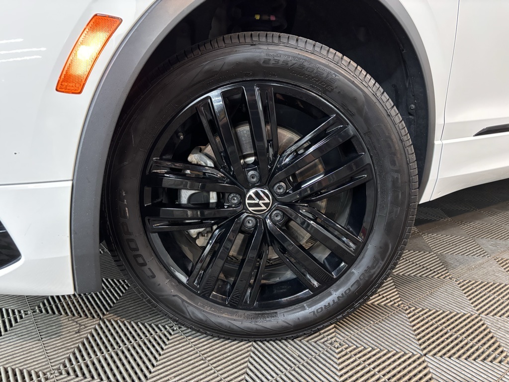 2022 Volkswagen Tiguan SE R-Line Black photo 22
