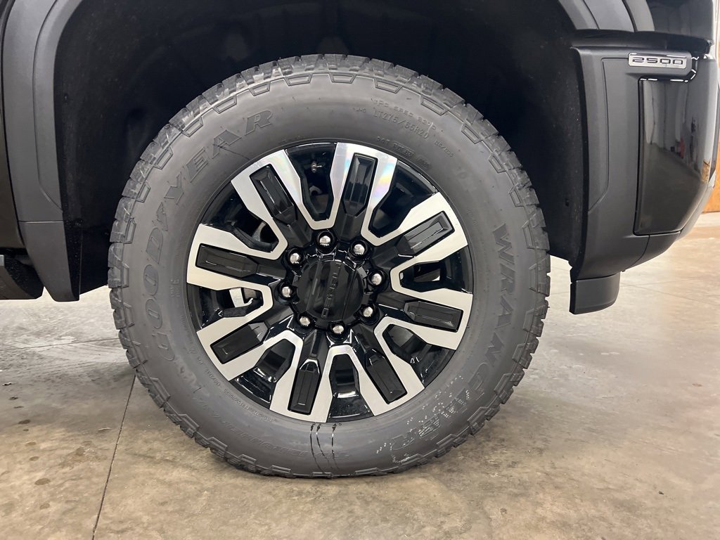 2025 Gmc Sierra 2500 HD Denali Ultimate photo 18