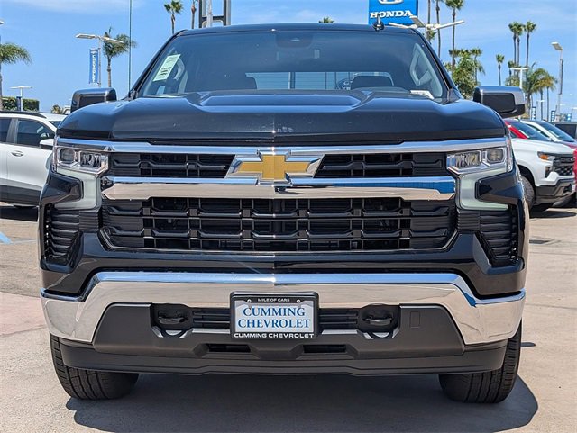 2025 Chevrolet Silverado 1500 LT photo 5
