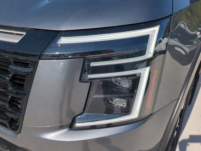 2025 Nissan Armada photo 7
