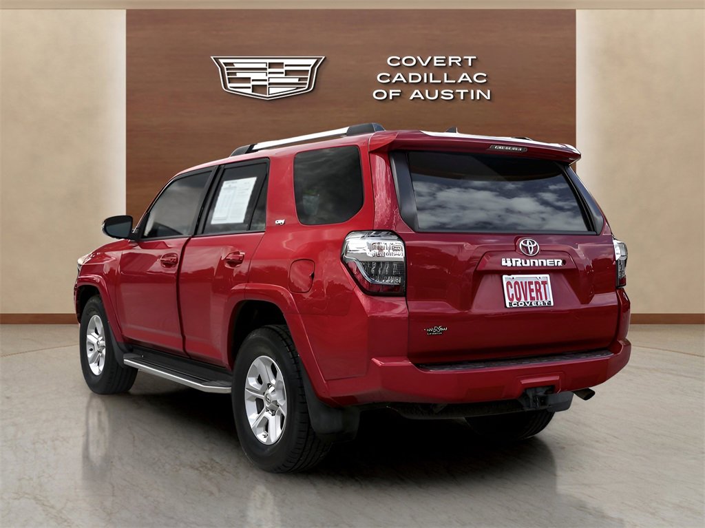 2019 Toyota 4Runner SR5 photo 3