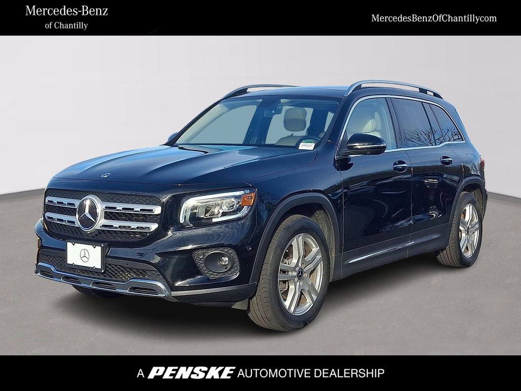 2023 Mercedes-Benz GLB Base's photo