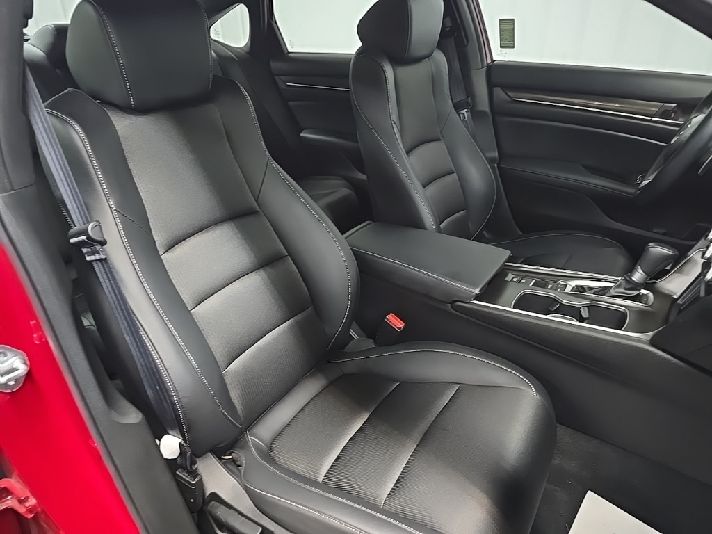 2022 Honda Accord Sport photo 14