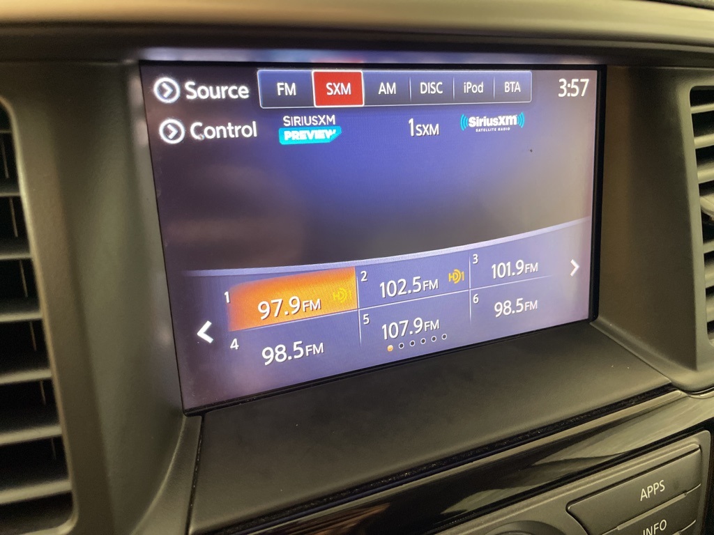 2020 Nissan Pathfinder S photo 22