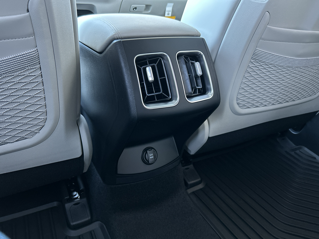 2025 Kia Sorento Hybrid EX photo 13
