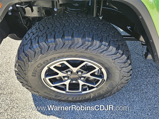 2025 Jeep Wrangler Rubicon photo 16