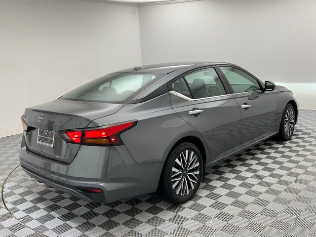 2024 Nissan Altima 2.5 SV photo 4