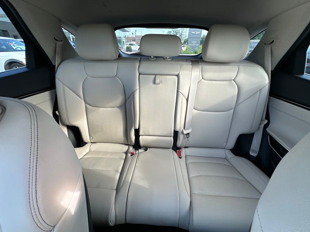 2022 Genesis GV70 2.5T photo 9