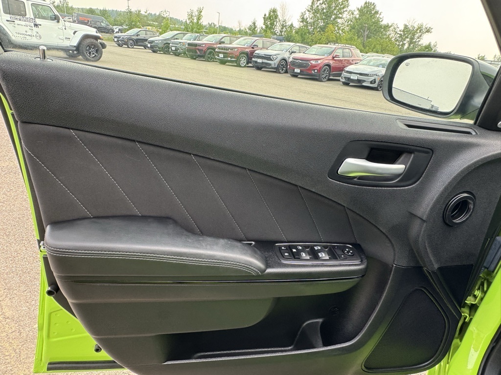 2023 Dodge Charger SXT photo 23