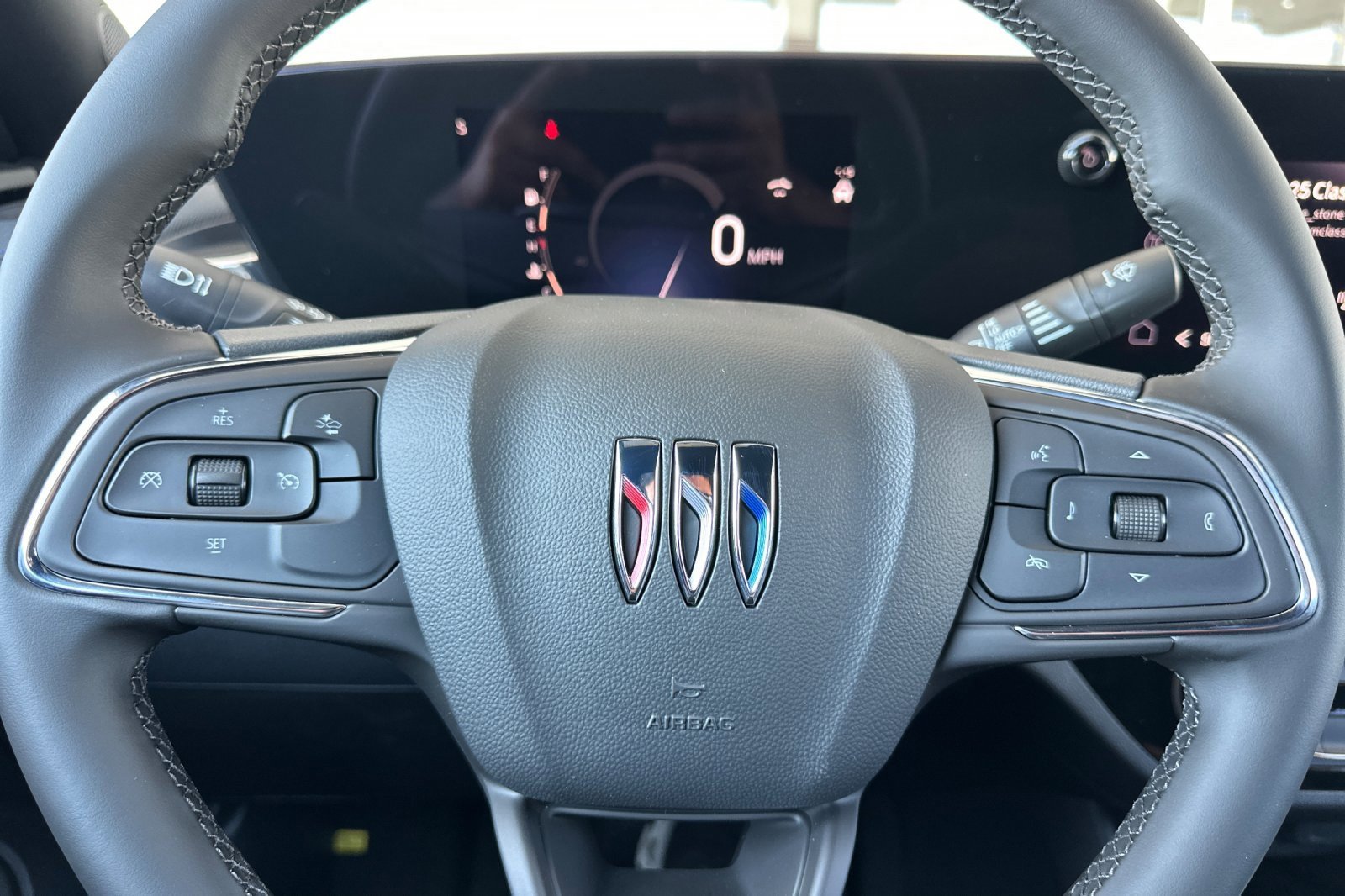2025 Buick Envista ST photo 22