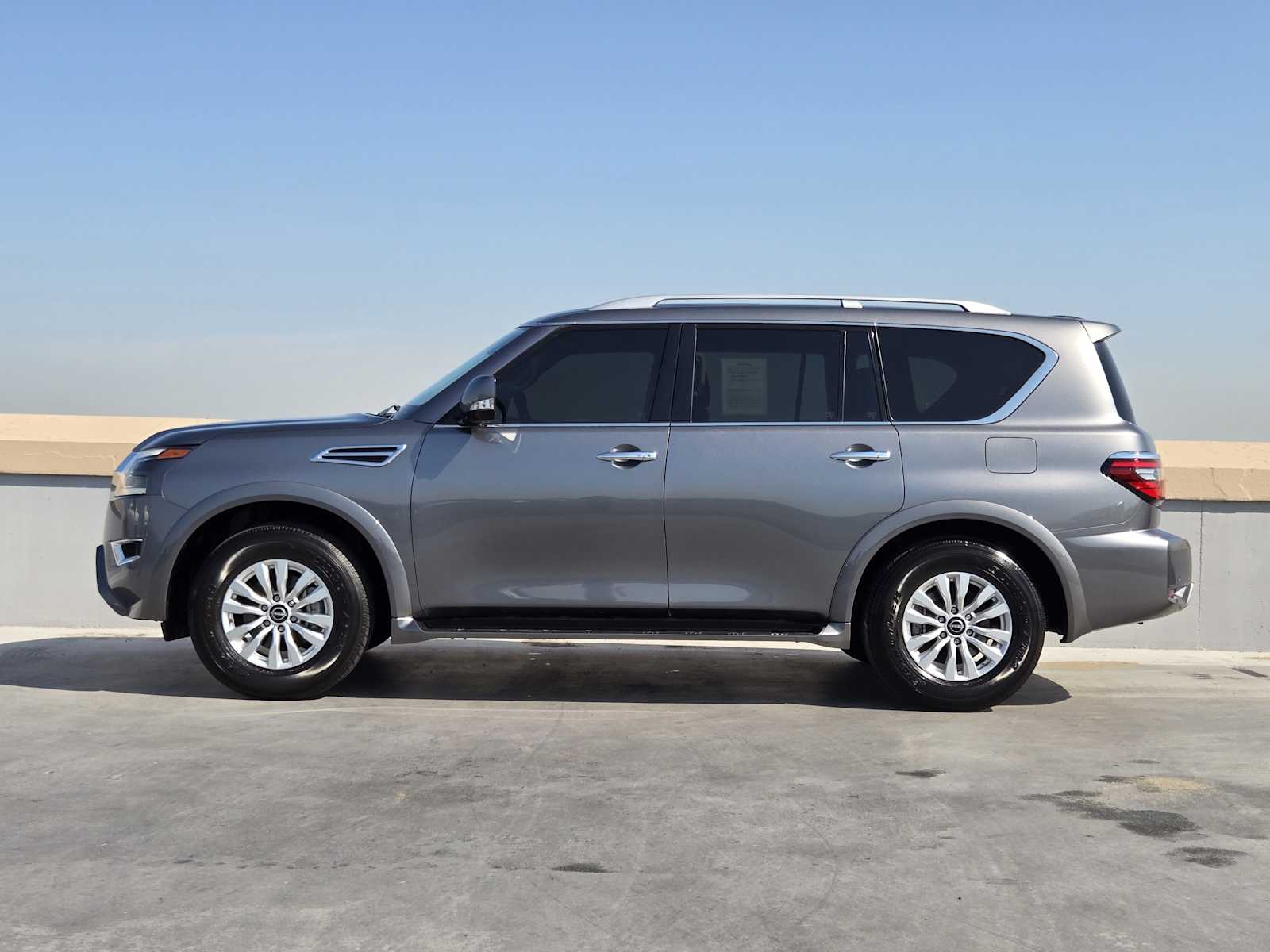 2024 Nissan Armada SV photo 2