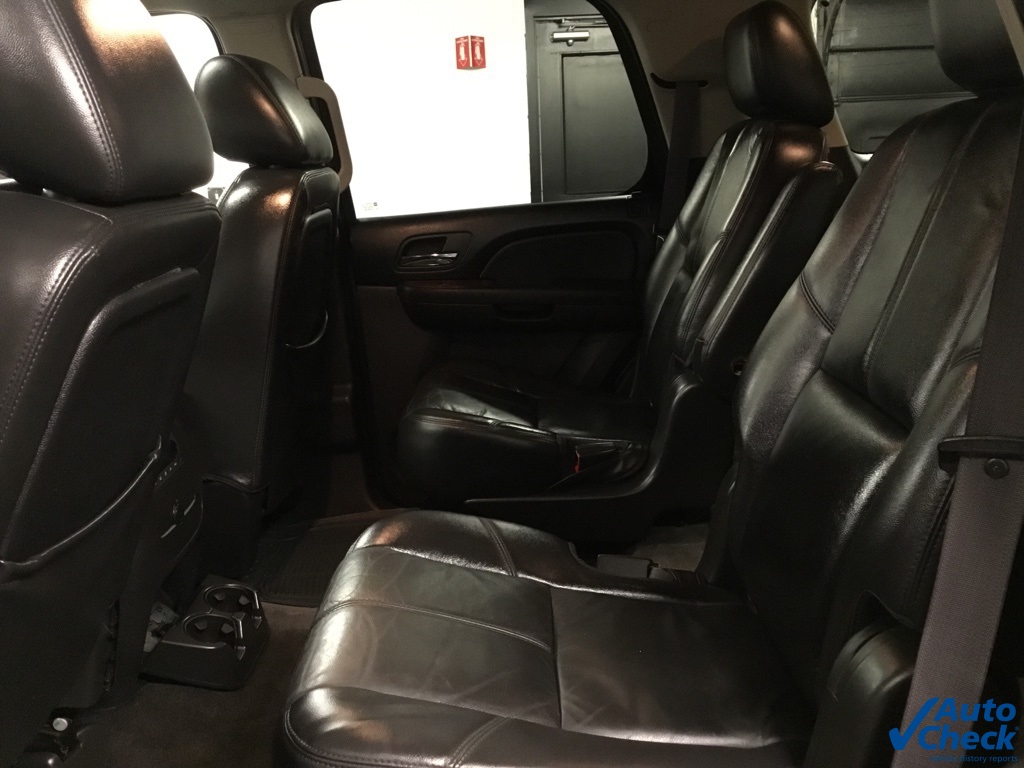 2011 Chevrolet Tahoe LT photo 29