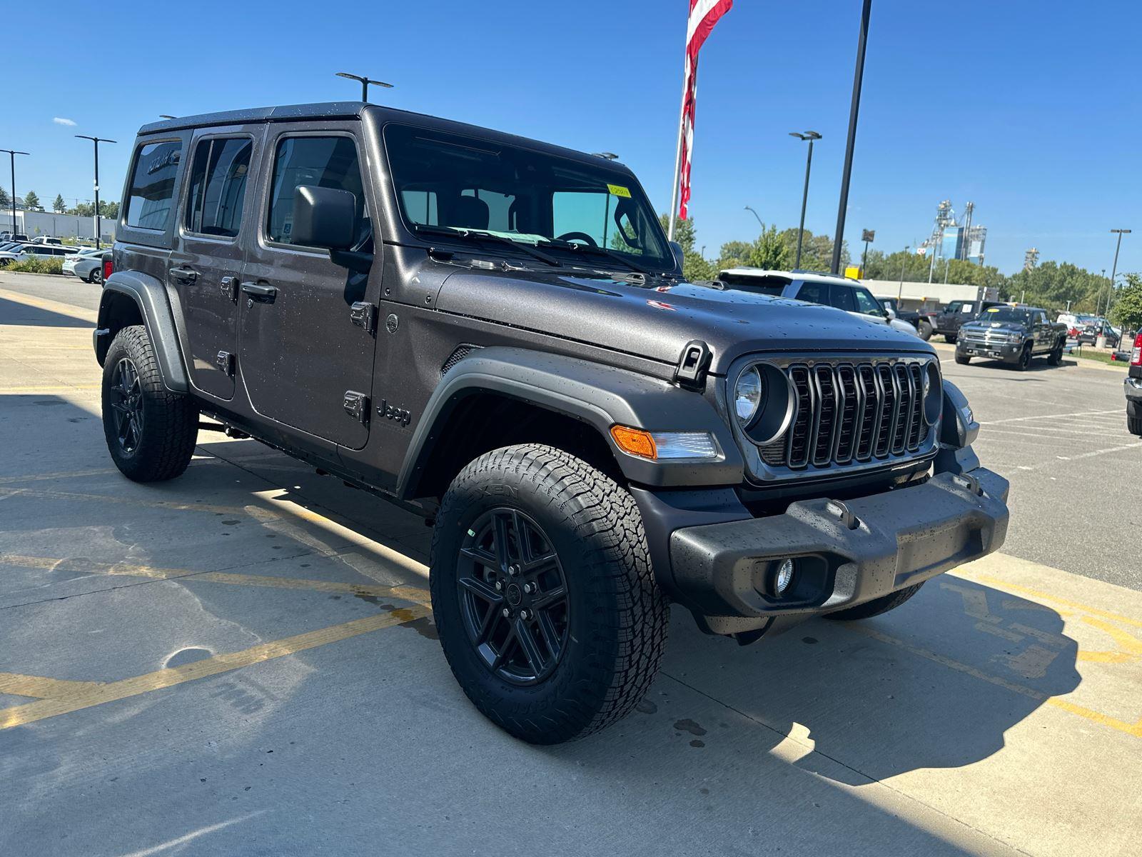 2025 Jeep Wrangler Sport S photo 3