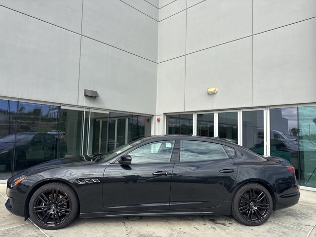 2022 Maserati Quattroporte Modena photo 4
