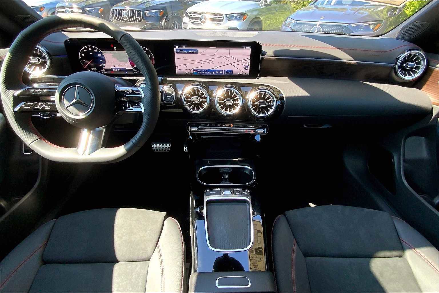 2026 Mercedes Benz CLA 250 4MATIC photo 5