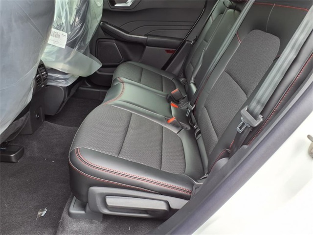 2025 Ford Escape Hybrid ST-Line Select photo 5