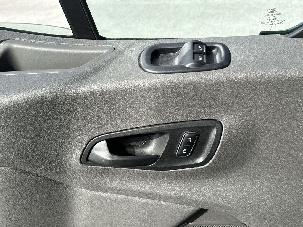 2024 Ford Transit Cutaway photo 13