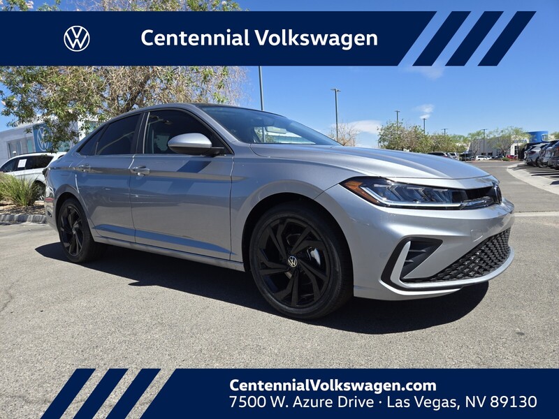 2025 Volkswagen Jetta SE's photo