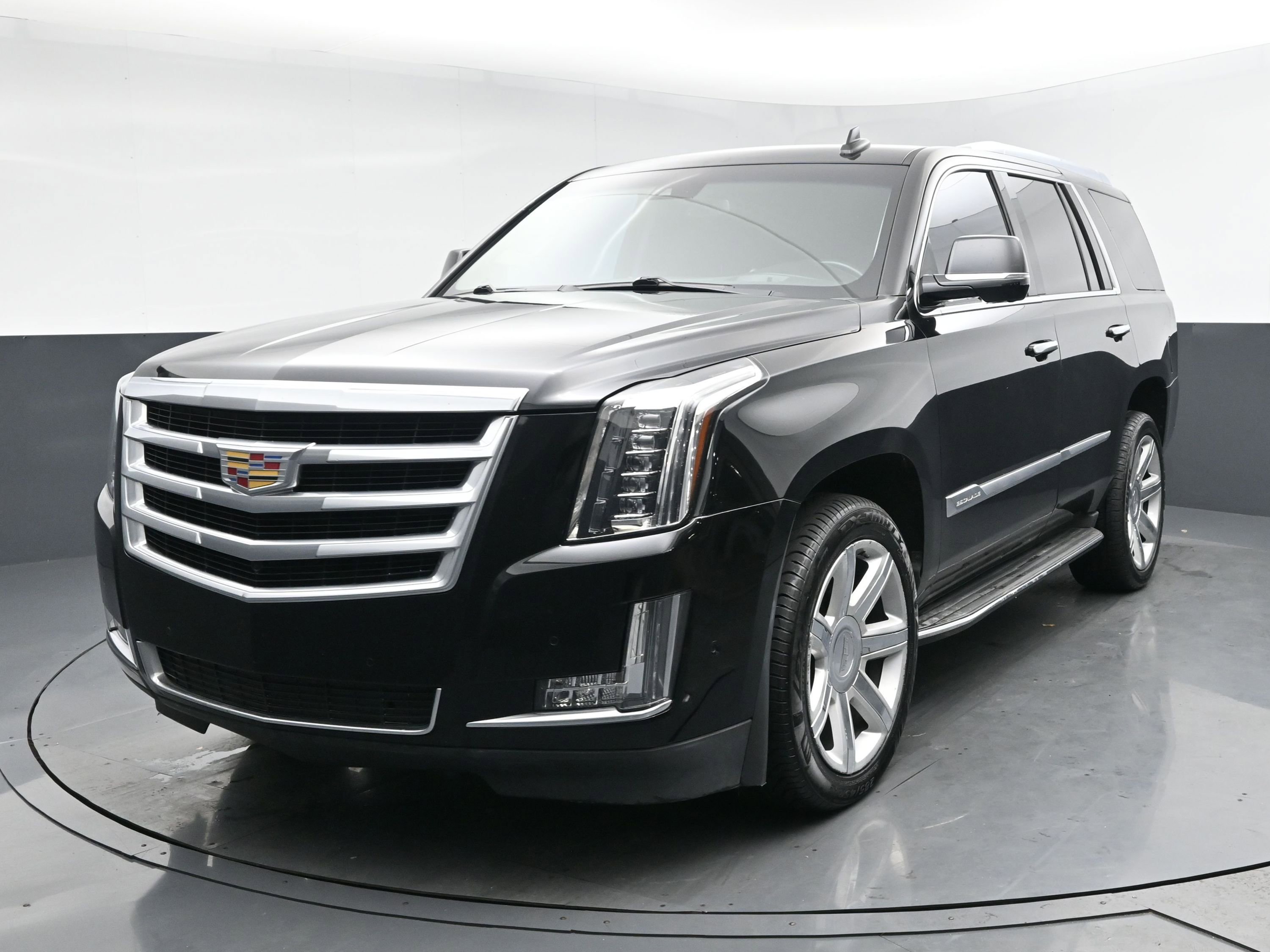 2020 Cadillac Escalade Luxury's photo