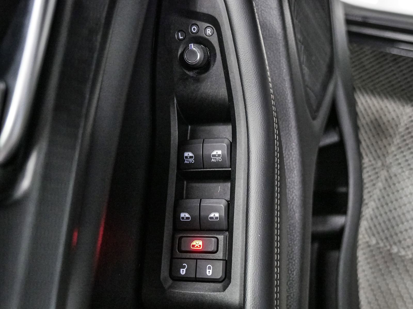 2023 Jeep Grand Cherokee Laredo Altitude photo 19