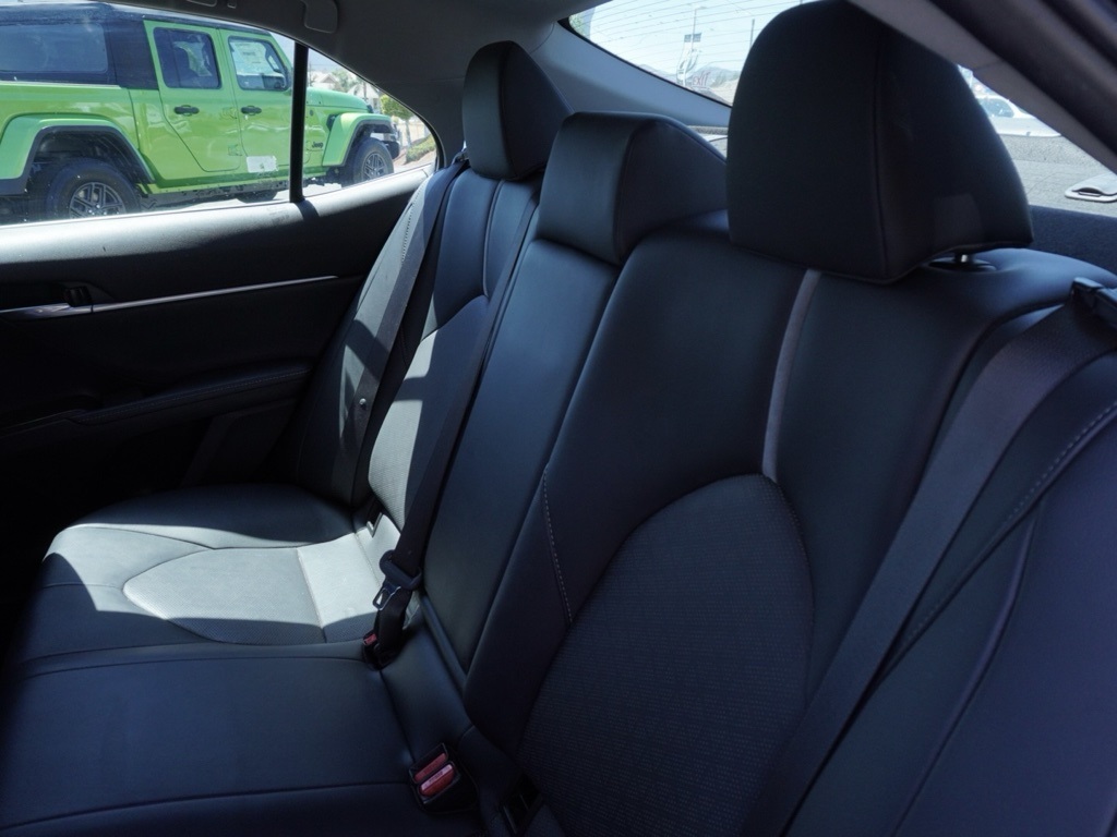 2023 Toyota Camry XSE photo 17