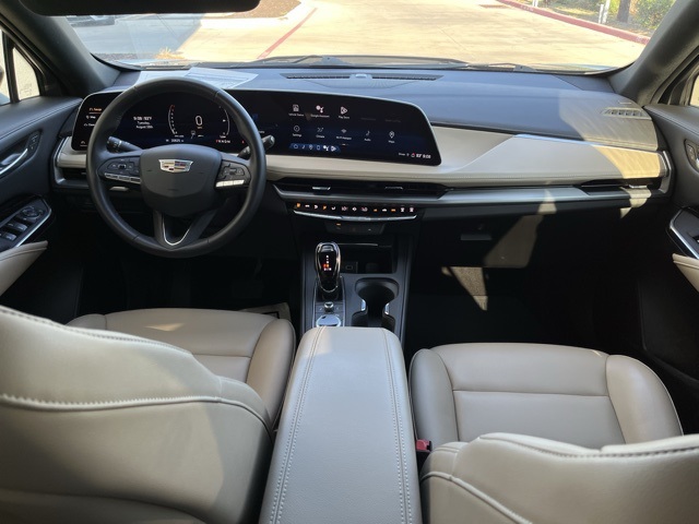 2024 Cadillac XT4 Luxury photo 6
