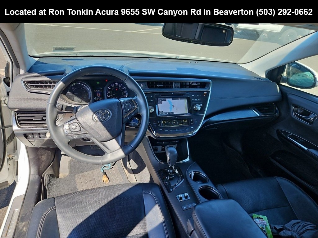 2016 Toyota Avalon Hybrid Limited photo 6