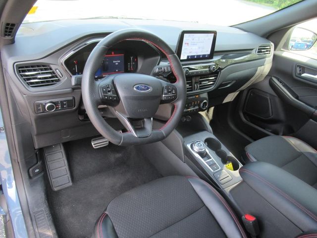 2024 Ford Escape ST-Line photo 16