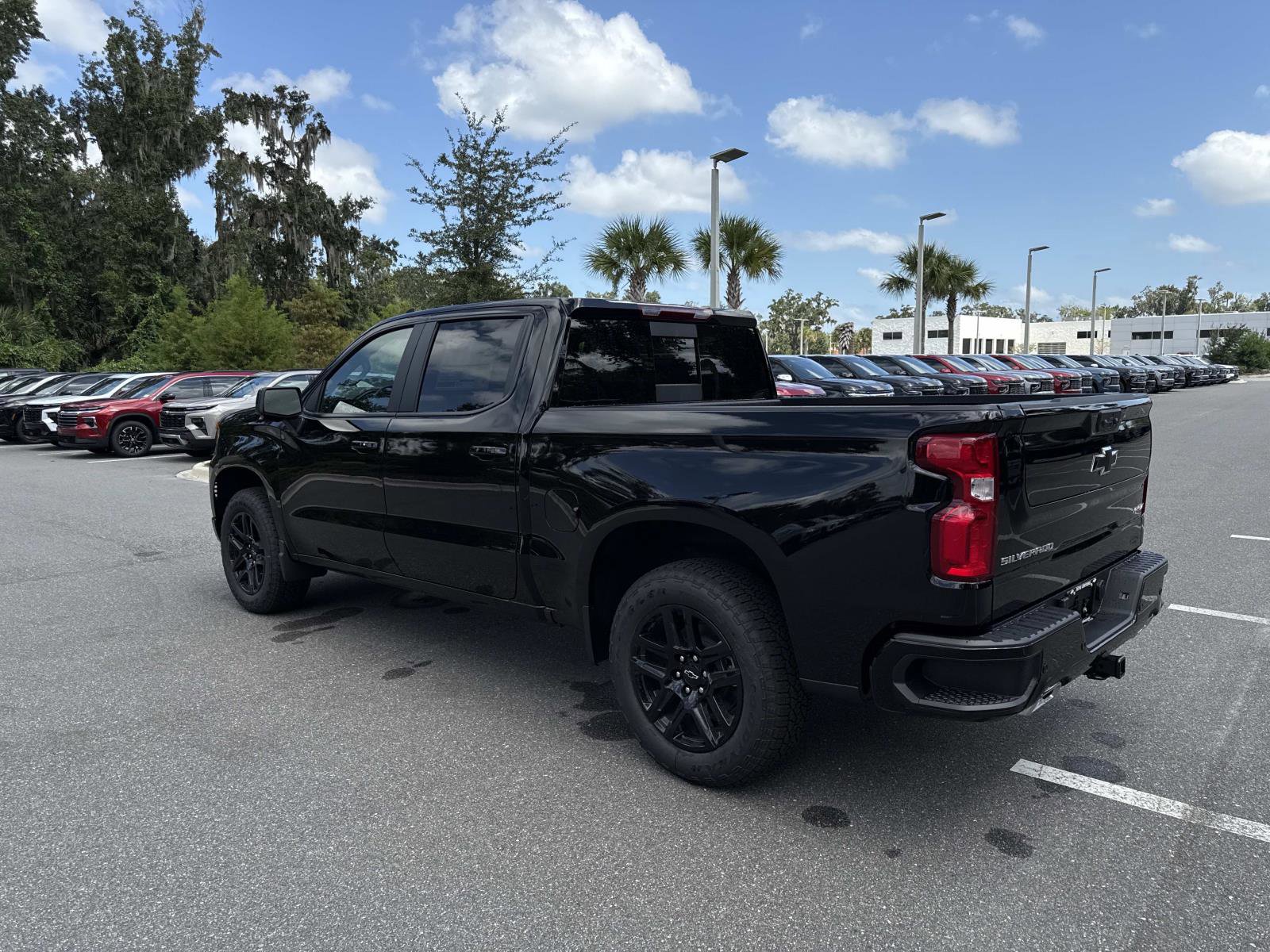 2026 Chevrolet Silverado 1500 RST photo 4