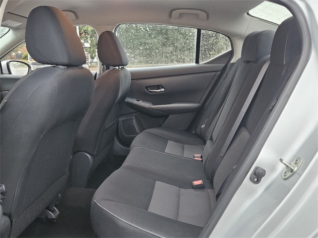 2020 Nissan Sentra SV photo 5