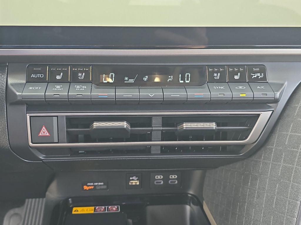 2025 Toyota Camry XSE photo 20