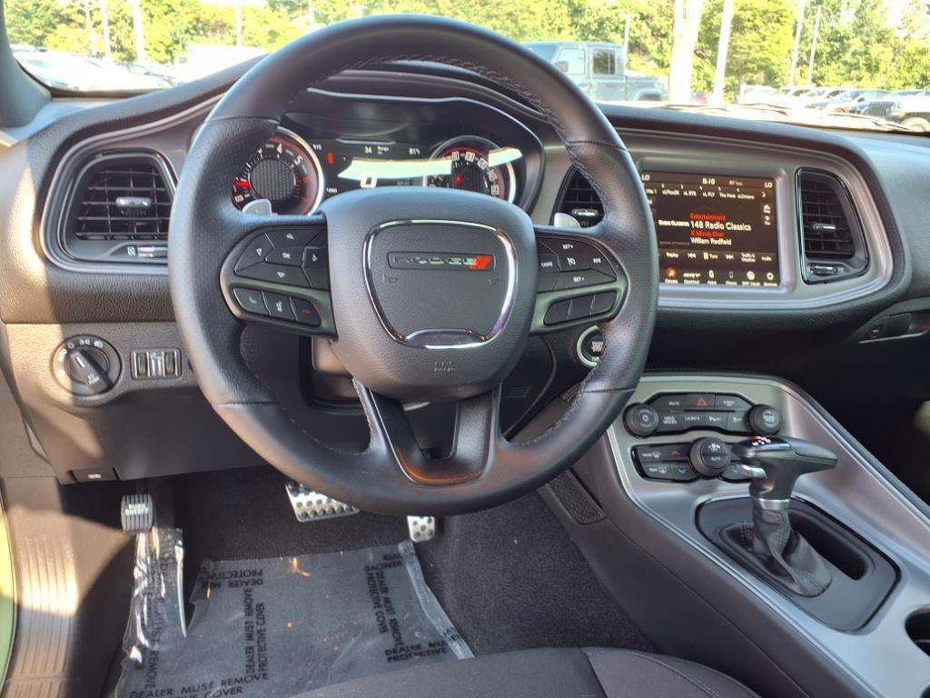 2023 Dodge Challenger R/T Scat Pack photo 25